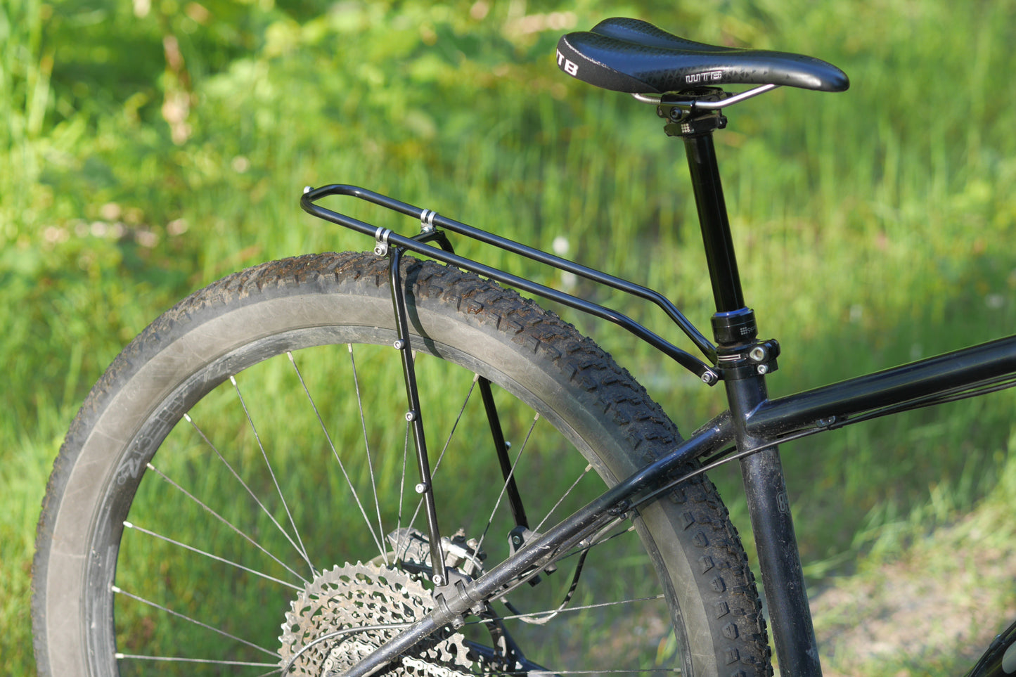 Mica rack on medium frame, with bend pointed down